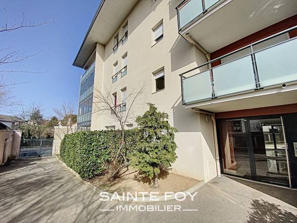 2021410 image9 - Sainte Foy Immobilier - Ce sont des agences immobilières dans l'Ouest Lyonnais spécialisées dans la location de maison ou d'appartement et la vente de propriété de prestige.
