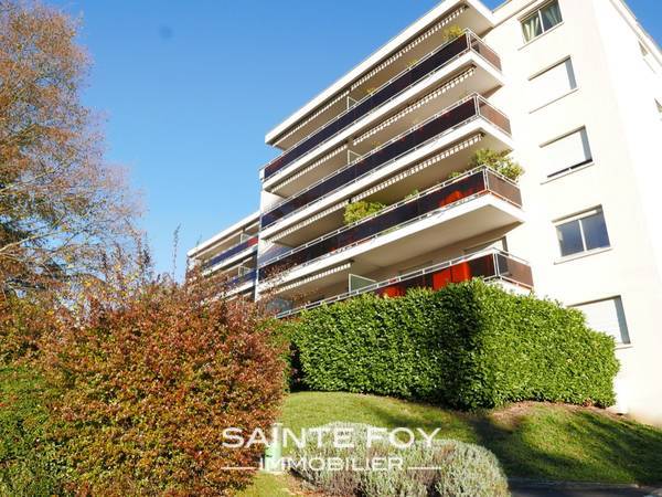 2021411 image10 - Sainte Foy Immobilier - Ce sont des agences immobilières dans l'Ouest Lyonnais spécialisées dans la location de maison ou d'appartement et la vente de propriété de prestige.