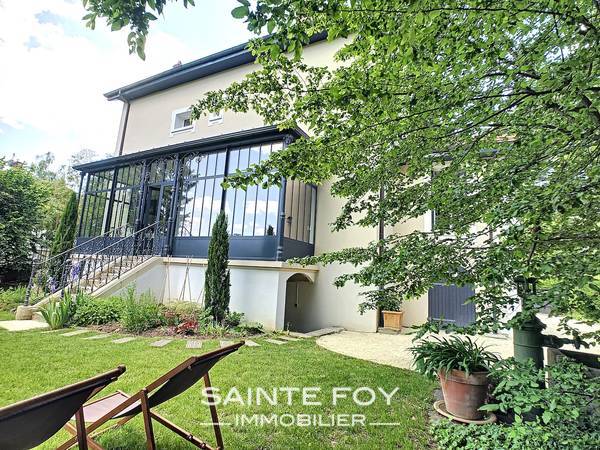 2021415 image2 - Sainte Foy Immobilier - Ce sont des agences immobilières dans l'Ouest Lyonnais spécialisées dans la location de maison ou d'appartement et la vente de propriété de prestige.