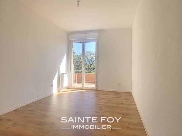 2021425 image5 - Sainte Foy Immobilier - Ce sont des agences immobilières dans l'Ouest Lyonnais spécialisées dans la location de maison ou d'appartement et la vente de propriété de prestige.