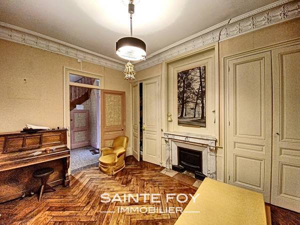 2021106 image2 - Sainte Foy Immobilier - Ce sont des agences immobilières dans l'Ouest Lyonnais spécialisées dans la location de maison ou d'appartement et la vente de propriété de prestige.