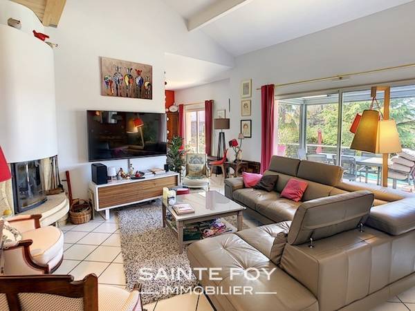 2021444 image4 - Sainte Foy Immobilier - Ce sont des agences immobilières dans l'Ouest Lyonnais spécialisées dans la location de maison ou d'appartement et la vente de propriété de prestige.