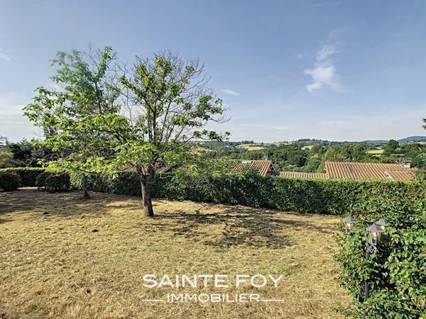 2020478 image2 - Sainte Foy Immobilier - Ce sont des agences immobilières dans l'Ouest Lyonnais spécialisées dans la location de maison ou d'appartement et la vente de propriété de prestige.