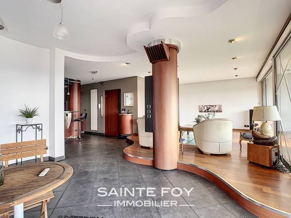 2021481 image4 - Sainte Foy Immobilier - Ce sont des agences immobilières dans l'Ouest Lyonnais spécialisées dans la location de maison ou d'appartement et la vente de propriété de prestige.