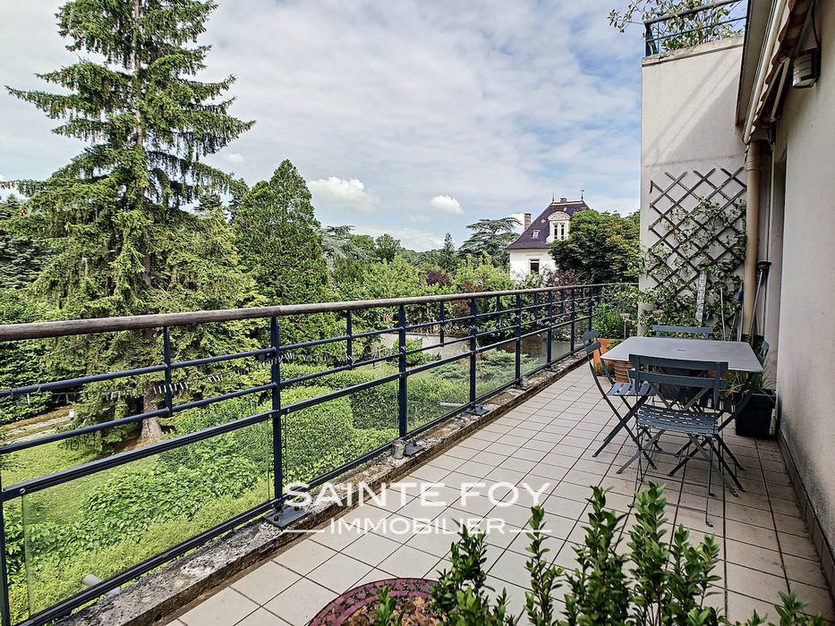 2021499 image1 - Sainte Foy Immobilier - Ce sont des agences immobilières dans l'Ouest Lyonnais spécialisées dans la location de maison ou d'appartement et la vente de propriété de prestige.