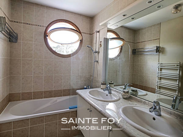 2021499 image7 - Sainte Foy Immobilier - Ce sont des agences immobilières dans l'Ouest Lyonnais spécialisées dans la location de maison ou d'appartement et la vente de propriété de prestige.