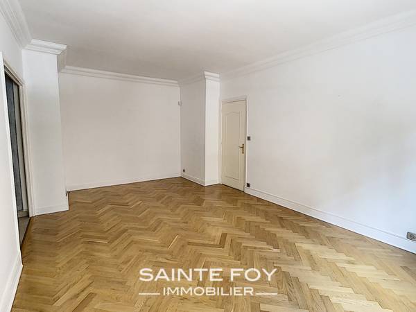 2021496 image4 - Sainte Foy Immobilier - Ce sont des agences immobilières dans l'Ouest Lyonnais spécialisées dans la location de maison ou d'appartement et la vente de propriété de prestige.