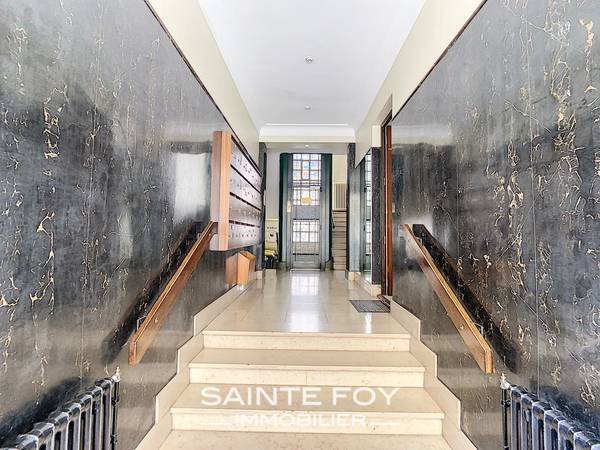 2021496 image8 - Sainte Foy Immobilier - Ce sont des agences immobilières dans l'Ouest Lyonnais spécialisées dans la location de maison ou d'appartement et la vente de propriété de prestige.