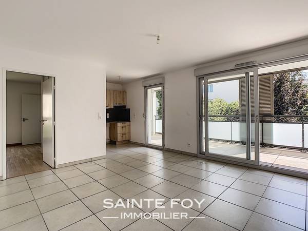 2021548 image2 - Sainte Foy Immobilier - Ce sont des agences immobilières dans l'Ouest Lyonnais spécialisées dans la location de maison ou d'appartement et la vente de propriété de prestige.