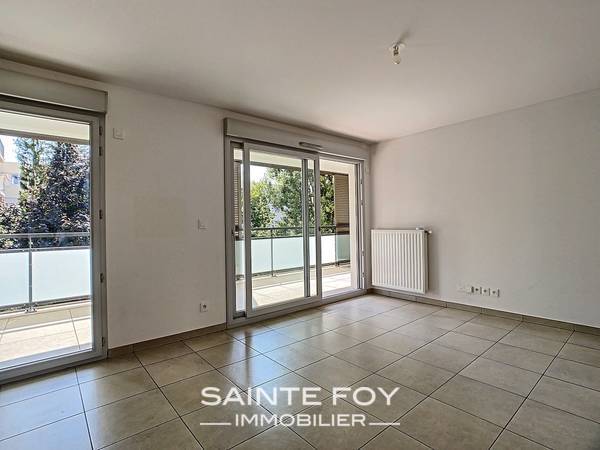 2021548 image4 - Sainte Foy Immobilier - Ce sont des agences immobilières dans l'Ouest Lyonnais spécialisées dans la location de maison ou d'appartement et la vente de propriété de prestige.