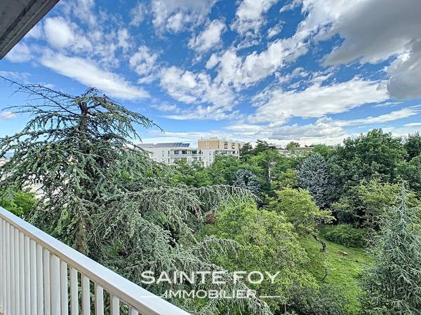 2021515 image8 - Sainte Foy Immobilier - Ce sont des agences immobilières dans l'Ouest Lyonnais spécialisées dans la location de maison ou d'appartement et la vente de propriété de prestige.