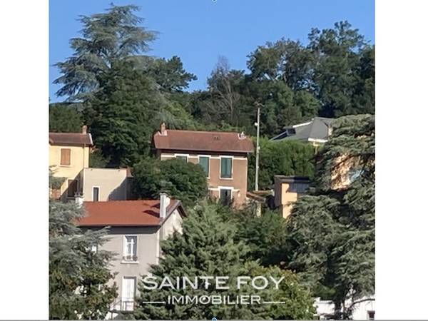 2021547 image7 - Sainte Foy Immobilier - Ce sont des agences immobilières dans l'Ouest Lyonnais spécialisées dans la location de maison ou d'appartement et la vente de propriété de prestige.