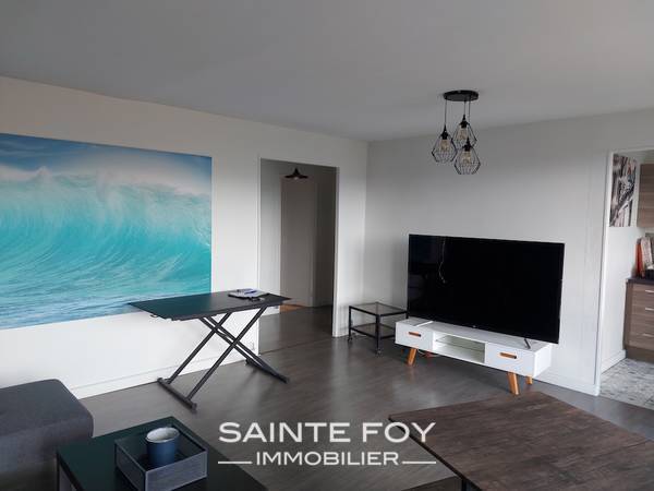 2021531 image10 - Sainte Foy Immobilier - Ce sont des agences immobilières dans l'Ouest Lyonnais spécialisées dans la location de maison ou d'appartement et la vente de propriété de prestige.