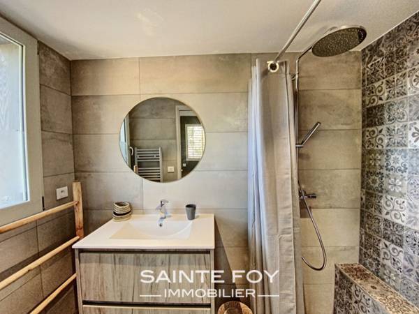 2021538 image6 - Sainte Foy Immobilier - Ce sont des agences immobilières dans l'Ouest Lyonnais spécialisées dans la location de maison ou d'appartement et la vente de propriété de prestige.