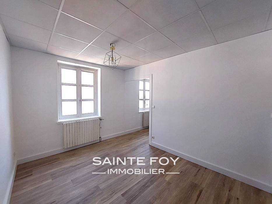 2021523 image1 - Sainte Foy Immobilier - Ce sont des agences immobilières dans l'Ouest Lyonnais spécialisées dans la location de maison ou d'appartement et la vente de propriété de prestige.