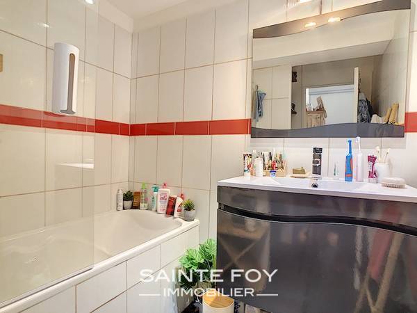 2021557 image8 - Sainte Foy Immobilier - Ce sont des agences immobilières dans l'Ouest Lyonnais spécialisées dans la location de maison ou d'appartement et la vente de propriété de prestige.