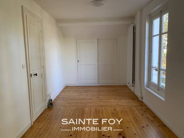 2021562 image9 - Sainte Foy Immobilier - Ce sont des agences immobilières dans l'Ouest Lyonnais spécialisées dans la location de maison ou d'appartement et la vente de propriété de prestige.