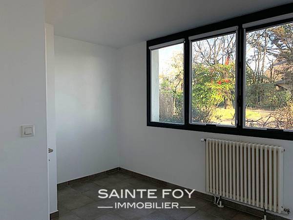 2021562 image10 - Sainte Foy Immobilier - Ce sont des agences immobilières dans l'Ouest Lyonnais spécialisées dans la location de maison ou d'appartement et la vente de propriété de prestige.