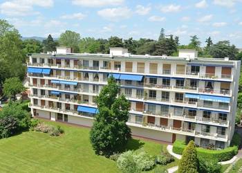 2021193 image1 - Sainte Foy Immobilier - Ce sont des agences immobilières dans l'Ouest Lyonnais spécialisées dans la location de maison ou d'appartement et la vente de propriété de prestige.