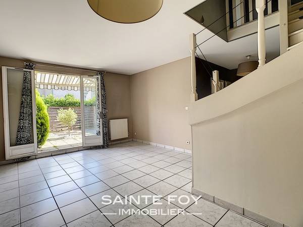 2021571 image3 - Sainte Foy Immobilier - Ce sont des agences immobilières dans l'Ouest Lyonnais spécialisées dans la location de maison ou d'appartement et la vente de propriété de prestige.