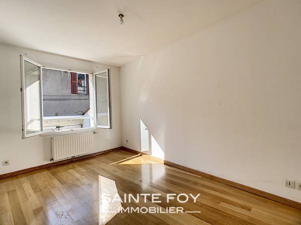2021578 image4 - Sainte Foy Immobilier - Ce sont des agences immobilières dans l'Ouest Lyonnais spécialisées dans la location de maison ou d'appartement et la vente de propriété de prestige.