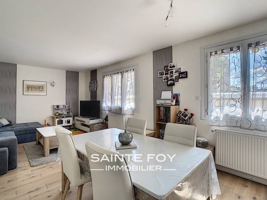 2021575 image1 - Sainte Foy Immobilier - Ce sont des agences immobilières dans l'Ouest Lyonnais spécialisées dans la location de maison ou d'appartement et la vente de propriété de prestige.