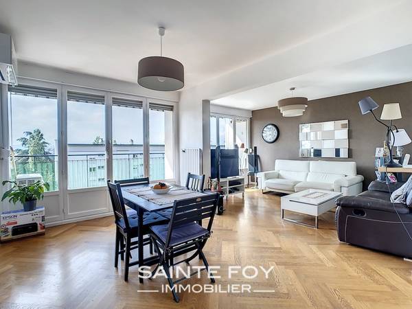 2021592 image3 - Sainte Foy Immobilier - Ce sont des agences immobilières dans l'Ouest Lyonnais spécialisées dans la location de maison ou d'appartement et la vente de propriété de prestige.