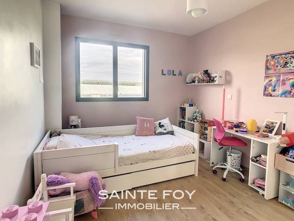 2020958 image9 - Sainte Foy Immobilier - Ce sont des agences immobilières dans l'Ouest Lyonnais spécialisées dans la location de maison ou d'appartement et la vente de propriété de prestige.