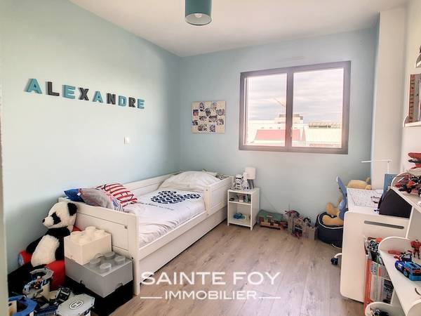 2020958 image10 - Sainte Foy Immobilier - Ce sont des agences immobilières dans l'Ouest Lyonnais spécialisées dans la location de maison ou d'appartement et la vente de propriété de prestige.