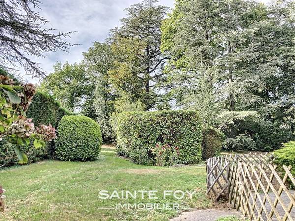 2021600 image4 - Sainte Foy Immobilier - Ce sont des agences immobilières dans l'Ouest Lyonnais spécialisées dans la location de maison ou d'appartement et la vente de propriété de prestige.