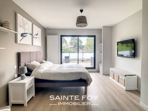 2021605 image4 - Sainte Foy Immobilier - Ce sont des agences immobilières dans l'Ouest Lyonnais spécialisées dans la location de maison ou d'appartement et la vente de propriété de prestige.