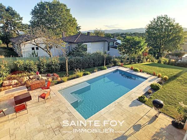 2021605 image10 - Sainte Foy Immobilier - Ce sont des agences immobilières dans l'Ouest Lyonnais spécialisées dans la location de maison ou d'appartement et la vente de propriété de prestige.