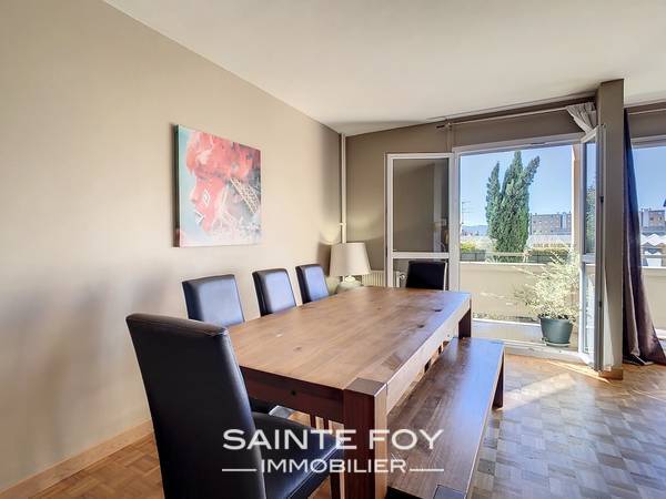 2021627 image4 - Sainte Foy Immobilier - Ce sont des agences immobilières dans l'Ouest Lyonnais spécialisées dans la location de maison ou d'appartement et la vente de propriété de prestige.