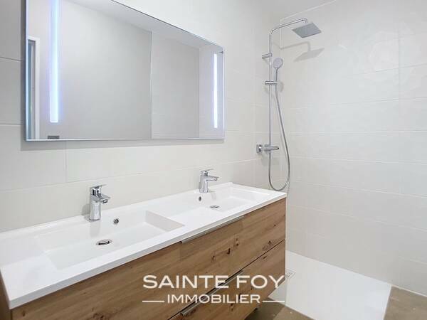 2021585 image8 - Sainte Foy Immobilier - Ce sont des agences immobilières dans l'Ouest Lyonnais spécialisées dans la location de maison ou d'appartement et la vente de propriété de prestige.