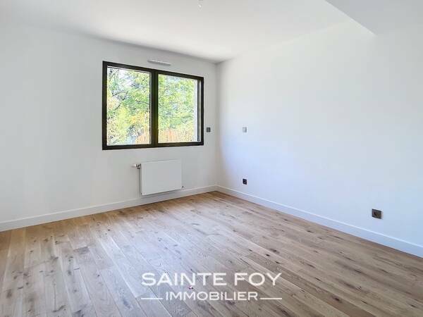 2021585 image7 - Sainte Foy Immobilier - Ce sont des agences immobilières dans l'Ouest Lyonnais spécialisées dans la location de maison ou d'appartement et la vente de propriété de prestige.