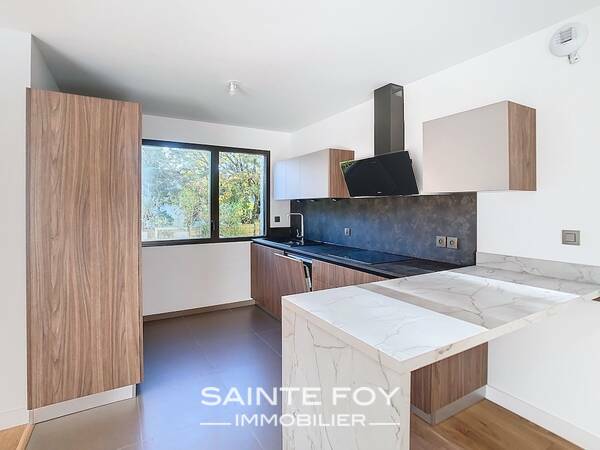 2021585 image4 - Sainte Foy Immobilier - Ce sont des agences immobilières dans l'Ouest Lyonnais spécialisées dans la location de maison ou d'appartement et la vente de propriété de prestige.