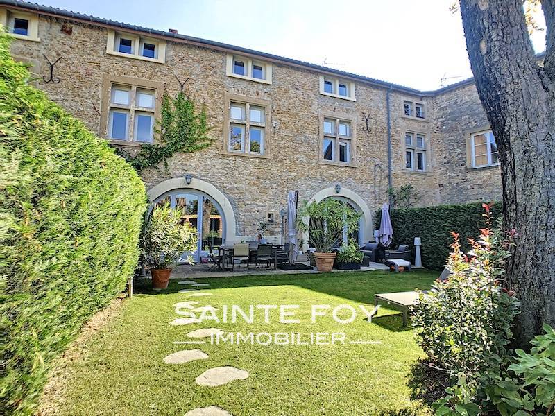 2021643 image1 - Sainte Foy Immobilier - Ce sont des agences immobilières dans l'Ouest Lyonnais spécialisées dans la location de maison ou d'appartement et la vente de propriété de prestige.