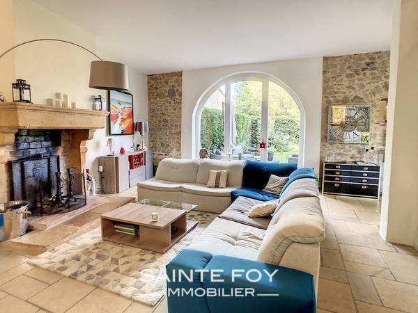 2021643 image2 - Sainte Foy Immobilier - Ce sont des agences immobilières dans l'Ouest Lyonnais spécialisées dans la location de maison ou d'appartement et la vente de propriété de prestige.