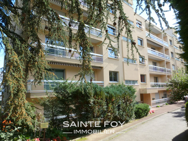 2021650 image10 - Sainte Foy Immobilier - Ce sont des agences immobilières dans l'Ouest Lyonnais spécialisées dans la location de maison ou d'appartement et la vente de propriété de prestige.