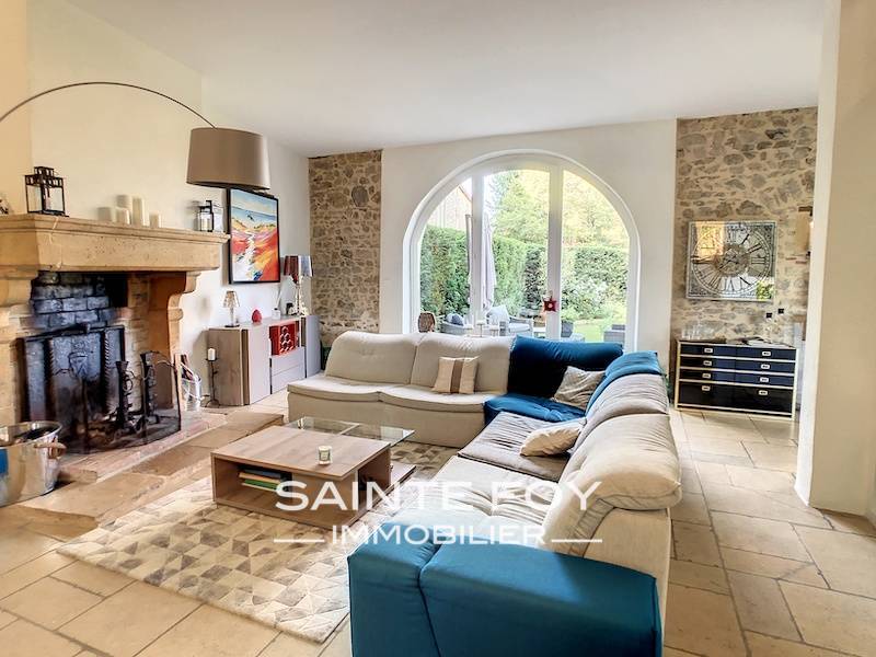 2021658 image1 - Sainte Foy Immobilier - Ce sont des agences immobilières dans l'Ouest Lyonnais spécialisées dans la location de maison ou d'appartement et la vente de propriété de prestige.