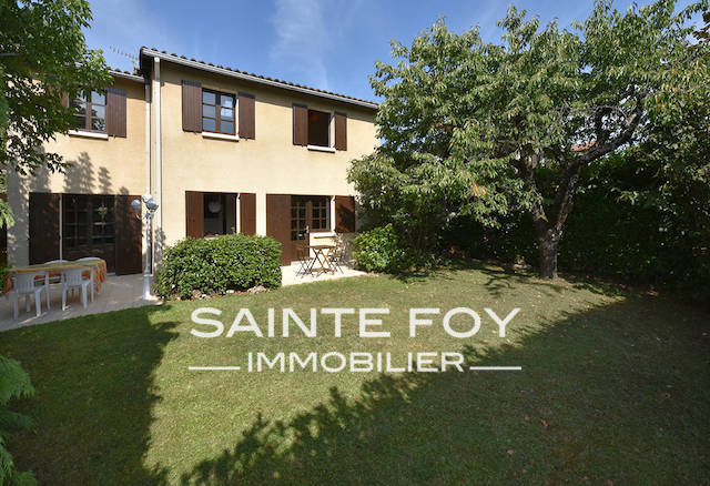 17625 image1 - Sainte Foy Immobilier - Ce sont des agences immobilières dans l'Ouest Lyonnais spécialisées dans la location de maison ou d'appartement et la vente de propriété de prestige.