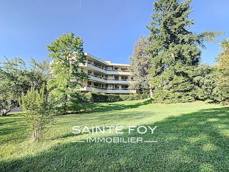 2021678 image1 - Sainte Foy Immobilier - Ce sont des agences immobilières dans l'Ouest Lyonnais spécialisées dans la location de maison ou d'appartement et la vente de propriété de prestige.