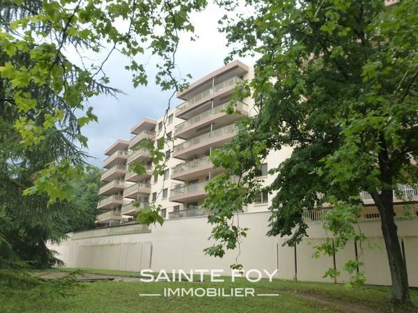 2021683 image7 - Sainte Foy Immobilier - Ce sont des agences immobilières dans l'Ouest Lyonnais spécialisées dans la location de maison ou d'appartement et la vente de propriété de prestige.