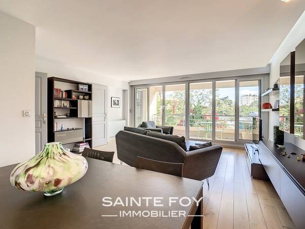 2021338 image3 - Sainte Foy Immobilier - Ce sont des agences immobilières dans l'Ouest Lyonnais spécialisées dans la location de maison ou d'appartement et la vente de propriété de prestige.