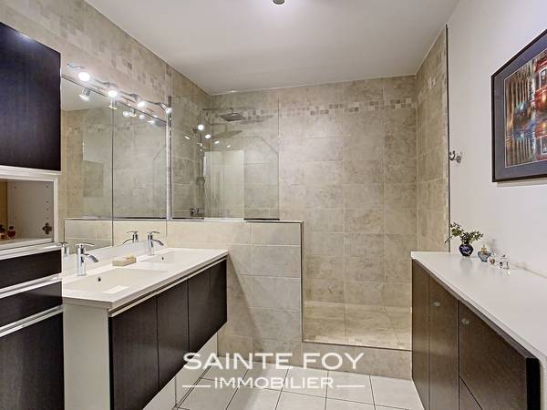 2021338 image8 - Sainte Foy Immobilier - Ce sont des agences immobilières dans l'Ouest Lyonnais spécialisées dans la location de maison ou d'appartement et la vente de propriété de prestige.