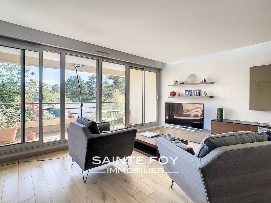 2021711 image1 - Sainte Foy Immobilier - Ce sont des agences immobilières dans l'Ouest Lyonnais spécialisées dans la location de maison ou d'appartement et la vente de propriété de prestige.
