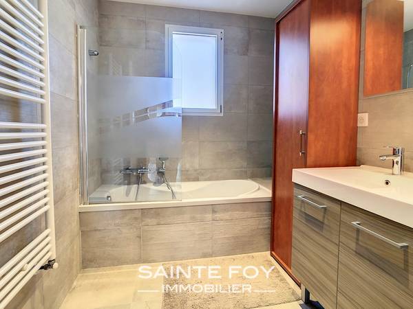 118480 image9 - Sainte Foy Immobilier - Ce sont des agences immobilières dans l'Ouest Lyonnais spécialisées dans la location de maison ou d'appartement et la vente de propriété de prestige.