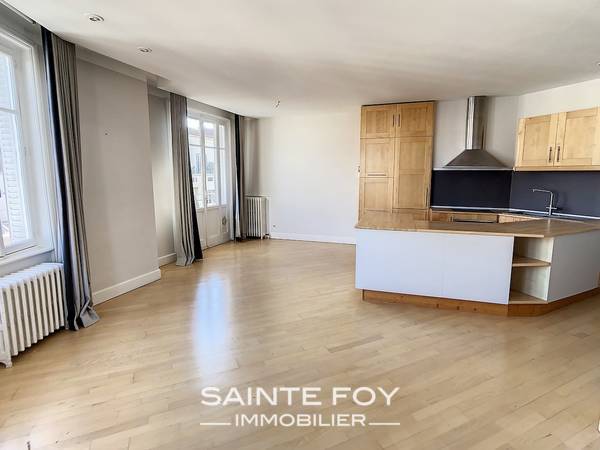2021740 image2 - Sainte Foy Immobilier - Ce sont des agences immobilières dans l'Ouest Lyonnais spécialisées dans la location de maison ou d'appartement et la vente de propriété de prestige.