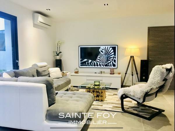 2021712 image6 - Sainte Foy Immobilier - Ce sont des agences immobilières dans l'Ouest Lyonnais spécialisées dans la location de maison ou d'appartement et la vente de propriété de prestige.