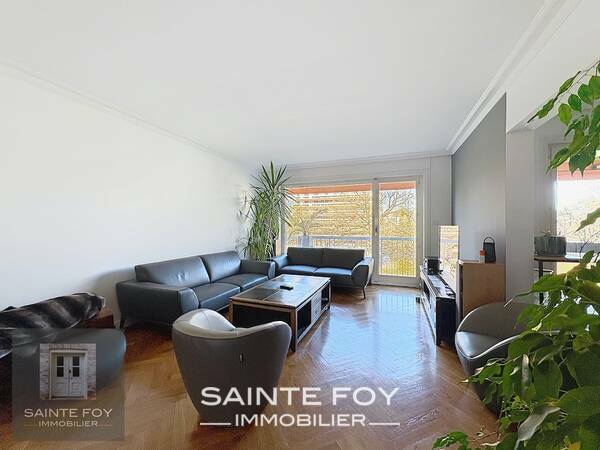 2021670 image9 - Sainte Foy Immobilier - Ce sont des agences immobilières dans l'Ouest Lyonnais spécialisées dans la location de maison ou d'appartement et la vente de propriété de prestige.